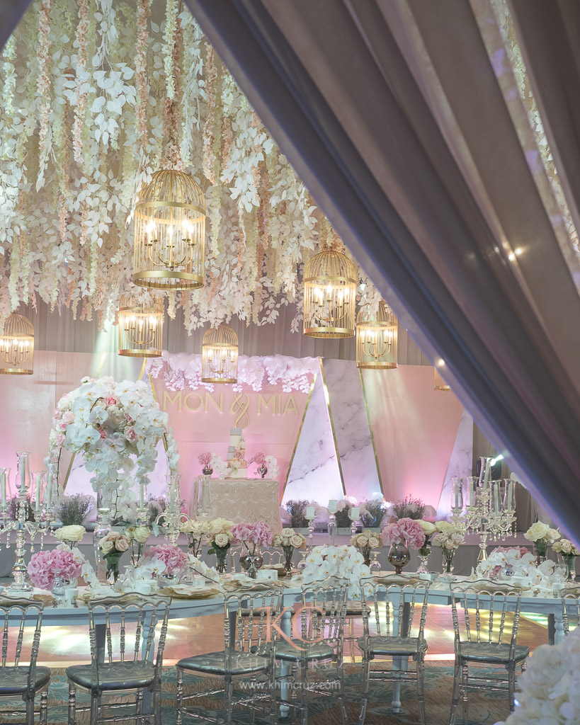 Mon and Mia Classic Romantic Luxury Wedding reception by Khim Cruz
