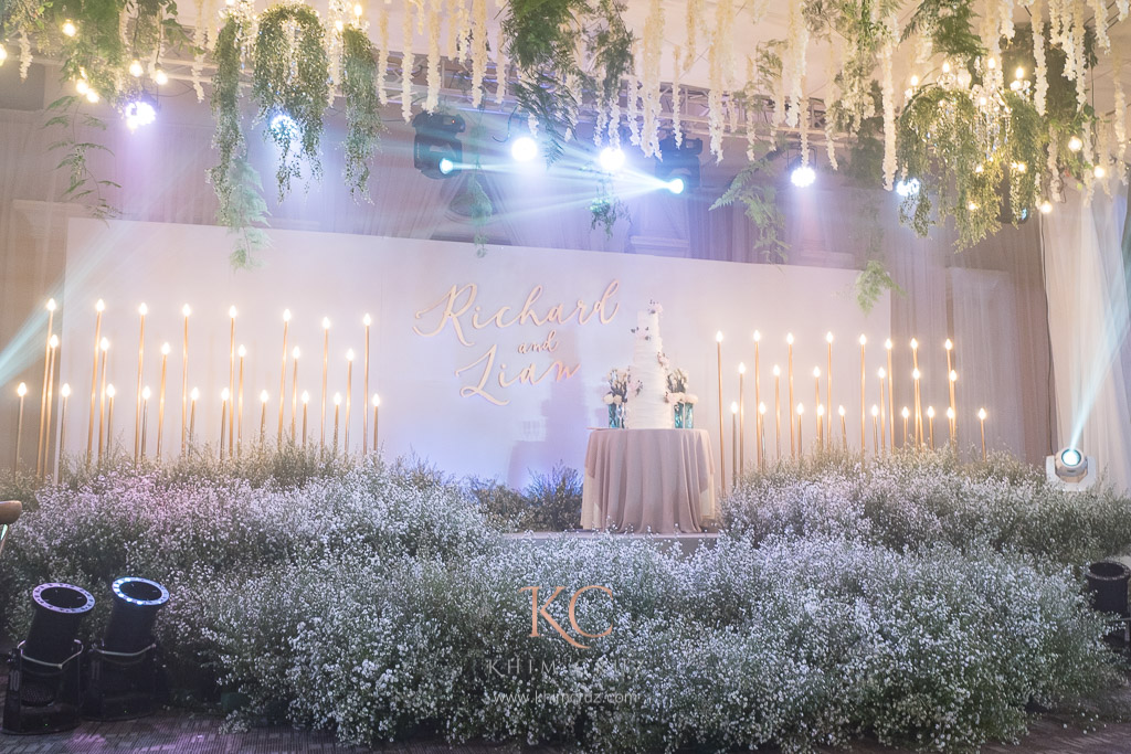 Dreamy rustic wedding stage design styling