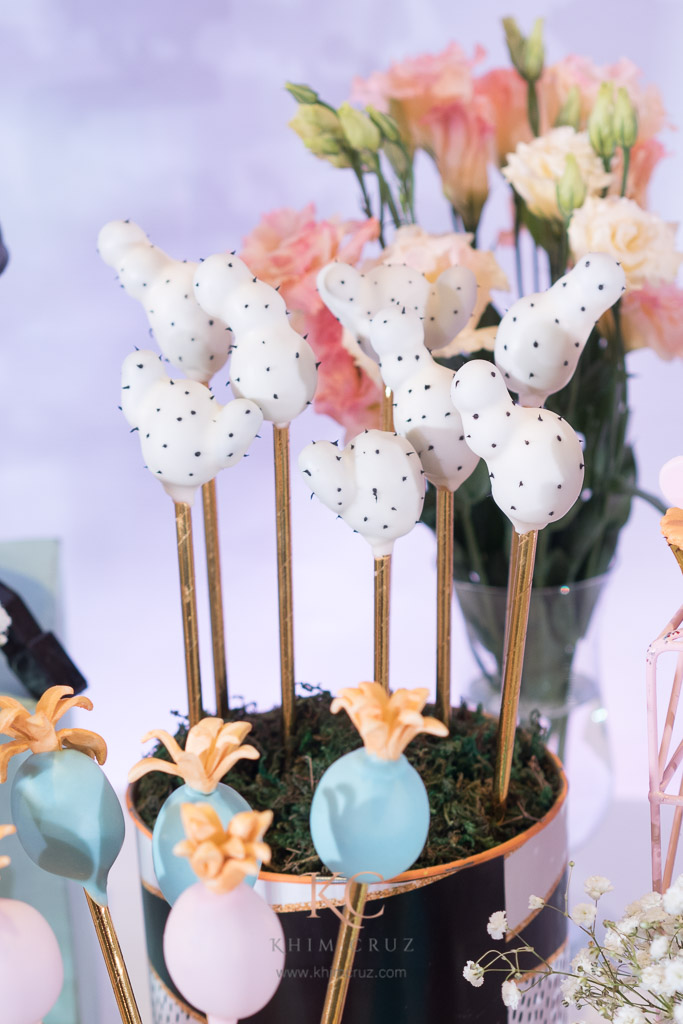 memphis theme cakepop design