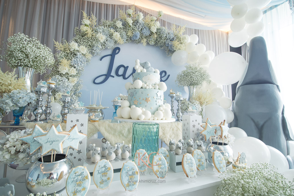 twinkle little star dessert table design decor by Khim Cruz