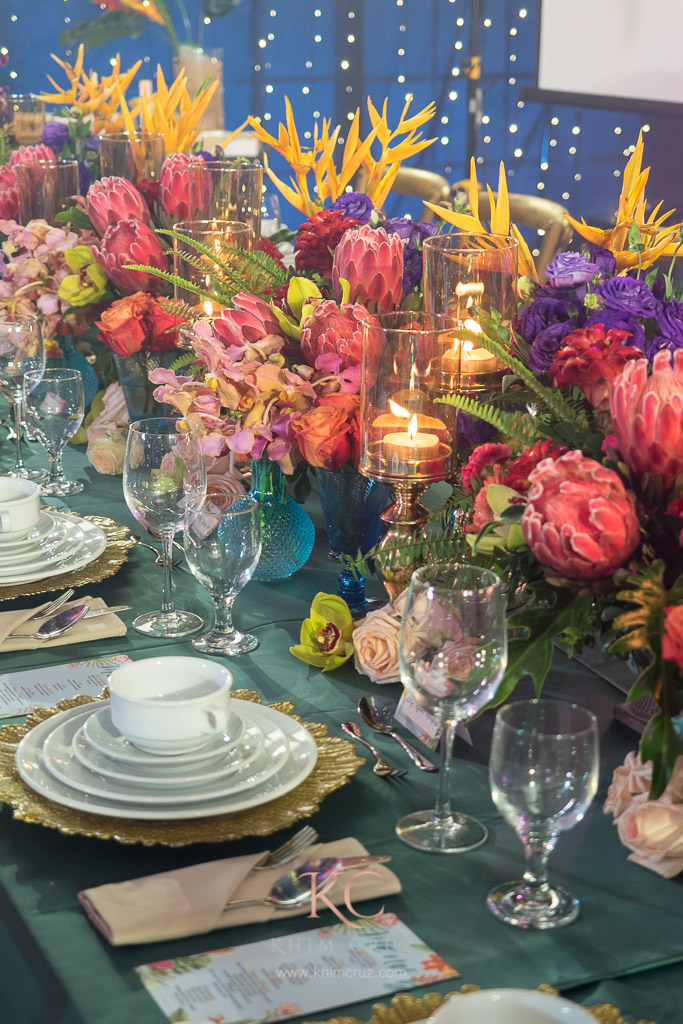 luau tropical wedding table setting