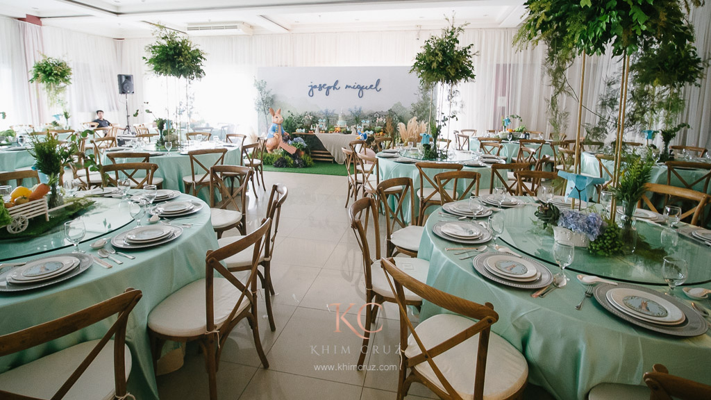 classic peter rabbit garden theme kids birthday party reception setup by Khim Cruz