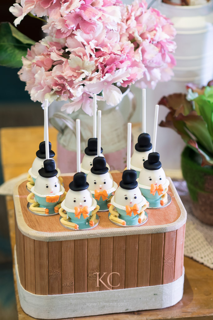 humpty dumpty cakepops dessert