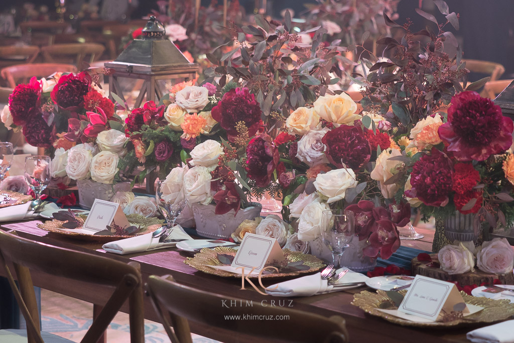 rustic elegant head table floral by Khim Cruz