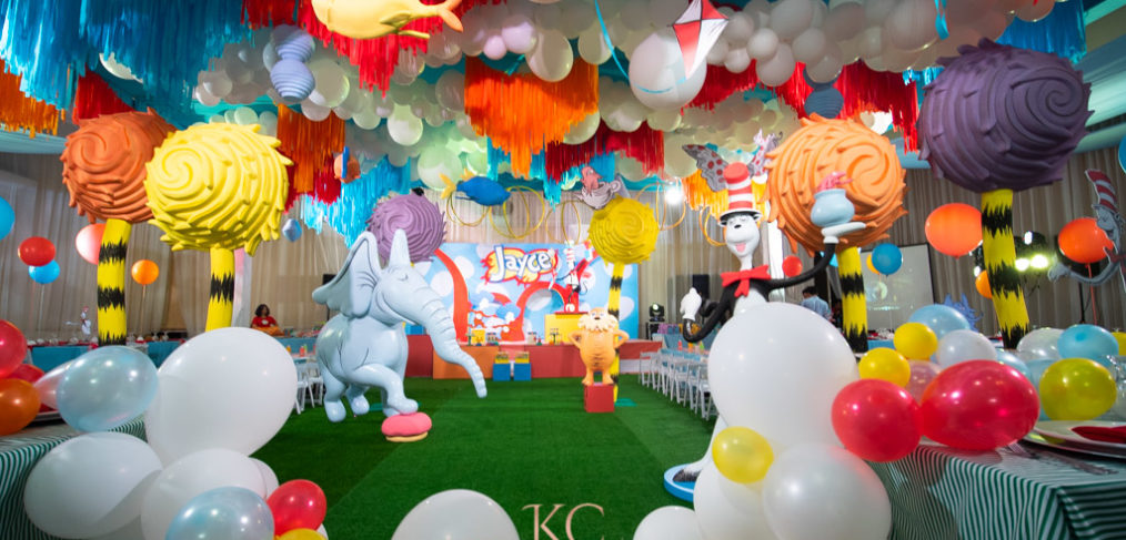 Dr. Seuss Seussville themed birthday party decor