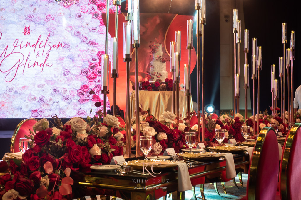 red elegance wedding presidential table setting by Khim Cruz
