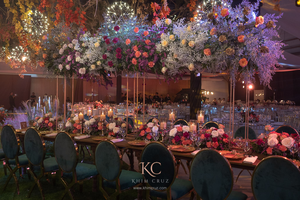 Autumn feel wedding presidential table setup by Khim Cruz