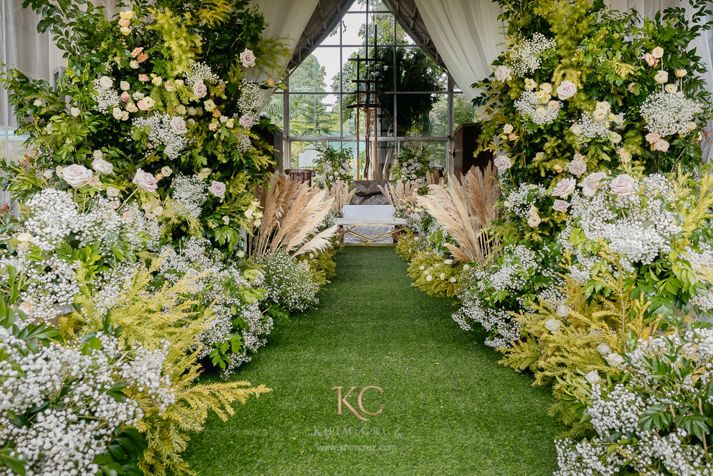 boho garden wedding ceremony by Khim Cruz