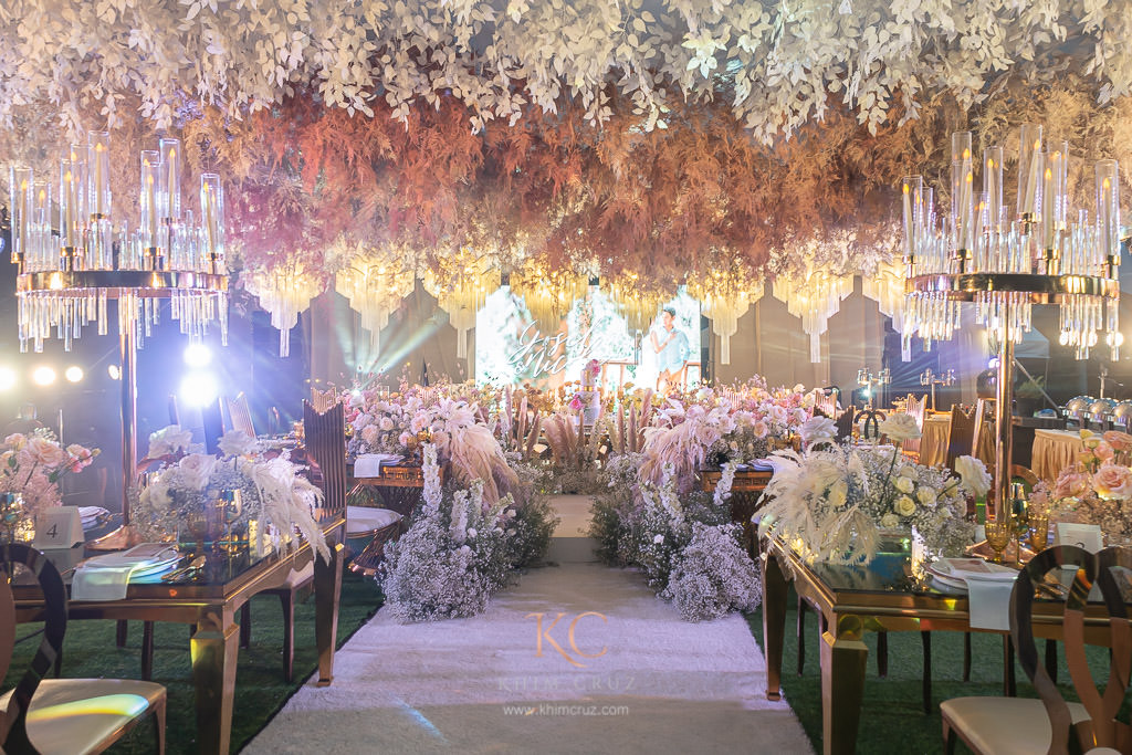 sophisticated boho wedding reception by Khim Cruz