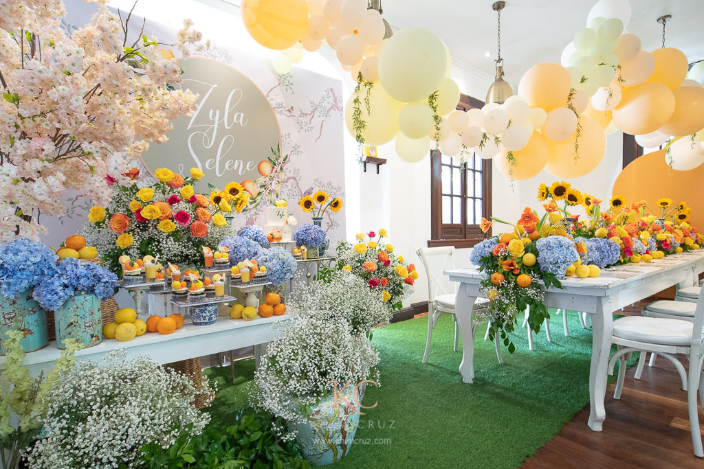 Chinoiserie lemon and orange themed party with a twist