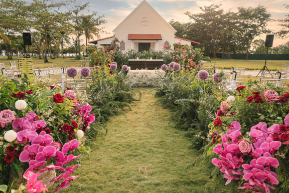 outdoor garden theme wedding ceremony for Karlo & Nica by Khim Cruz
