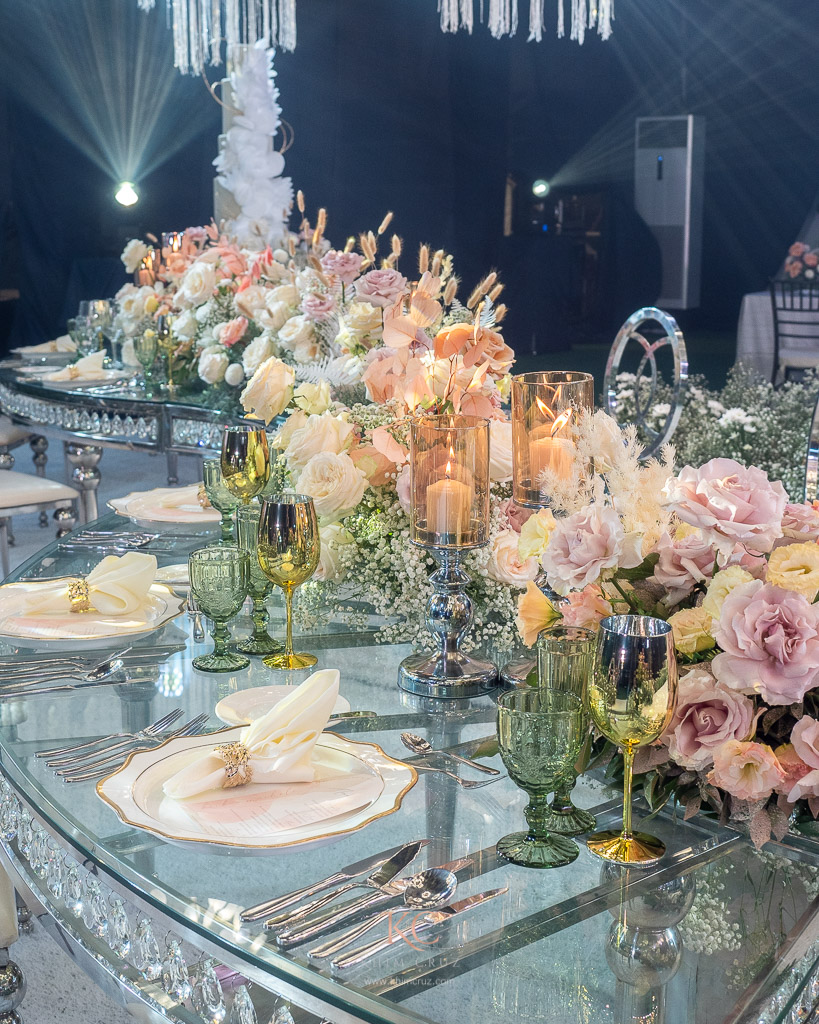 khimscaped muted elegance wedding reception of Kirk and Michele table floral centerpieces by Khim Cruz