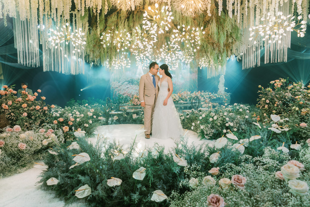 muted elegance wedding of Kirk and Michele by floral designer Khim Cruz