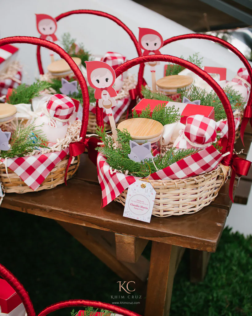 little red riding hood giveaway loot bags for kid guests