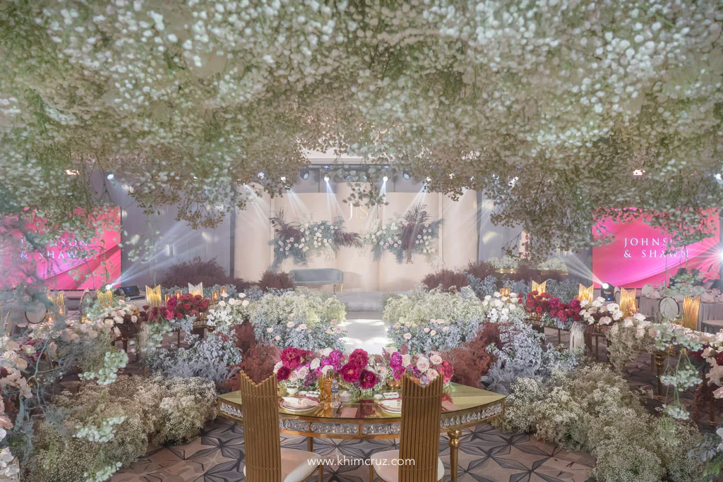 modern elegance wedding of Johnson and Shawn with Gypsophila on entrance arch leading to the ballroom reception