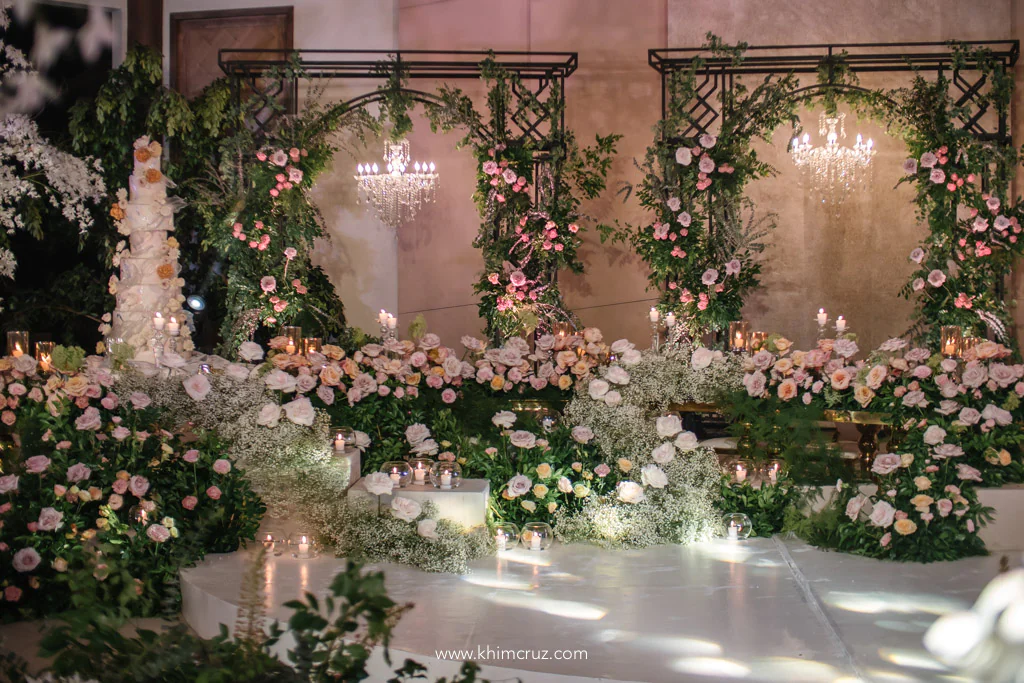 elegant garden-feel wedding reception of Uzziel and Patricia floral arch details