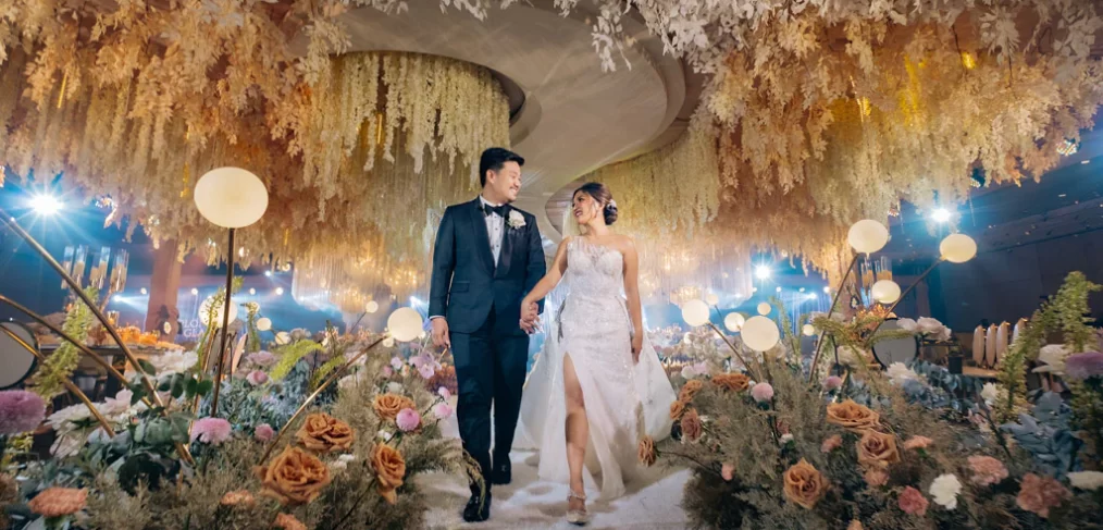elegant wedding reception of Plong and Glaiza couple on center stage styled by Khim Cruz