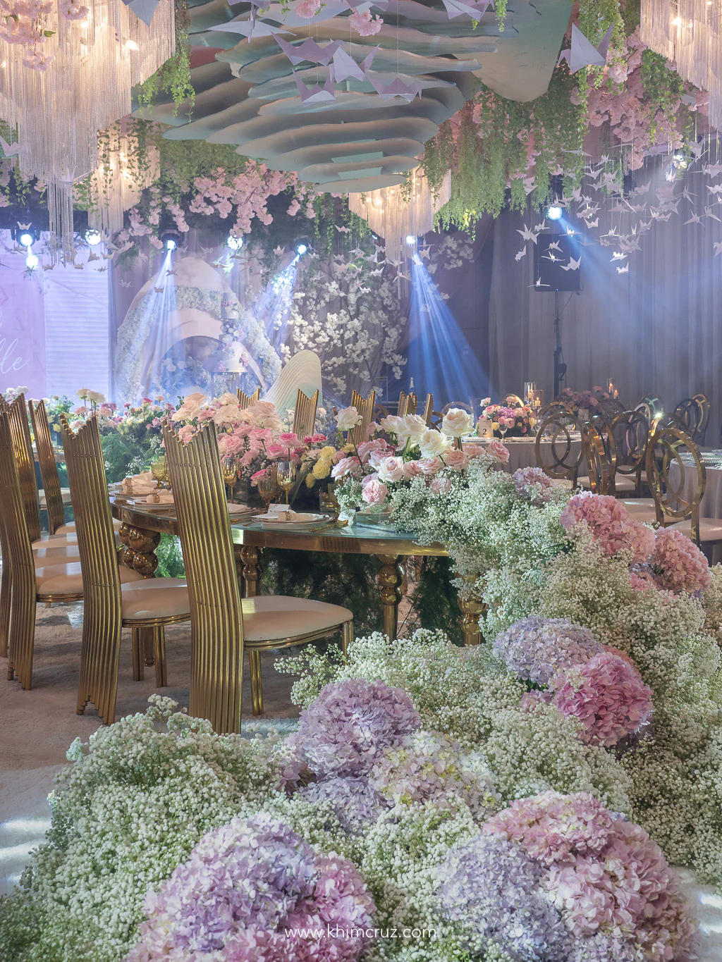 cascading soft pastel table florals Japanese themed wedding reception by floral designer Khim Cruz