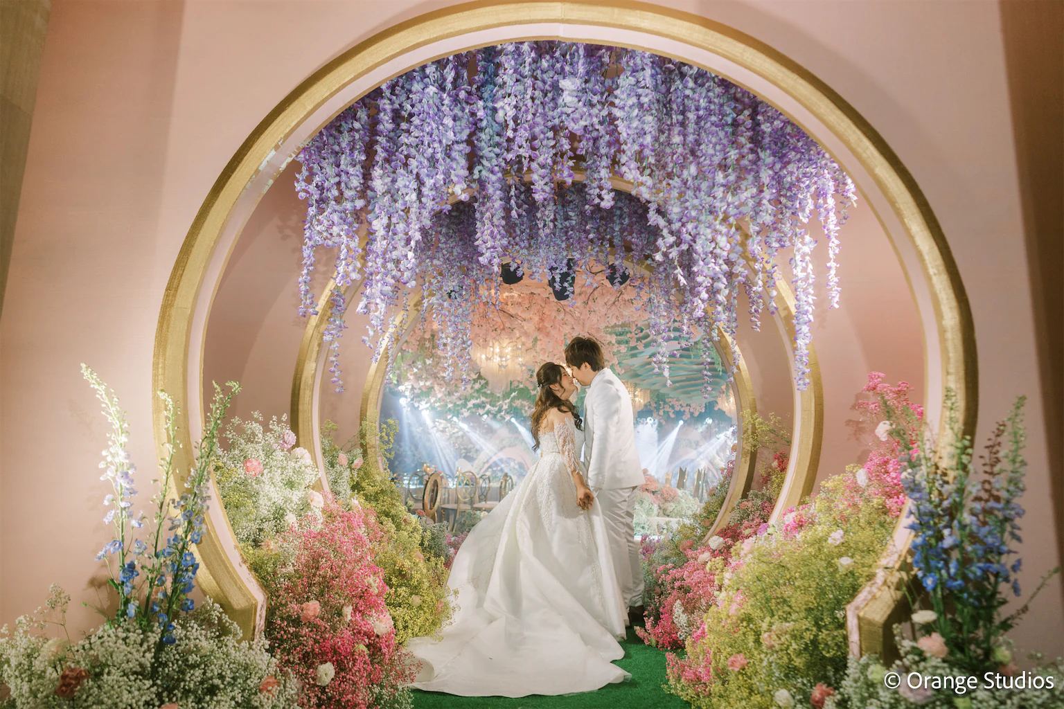 Entrance tunnel for the Japanese springtime theme wedding of Taiki and Michelle by designer Khim Cruz