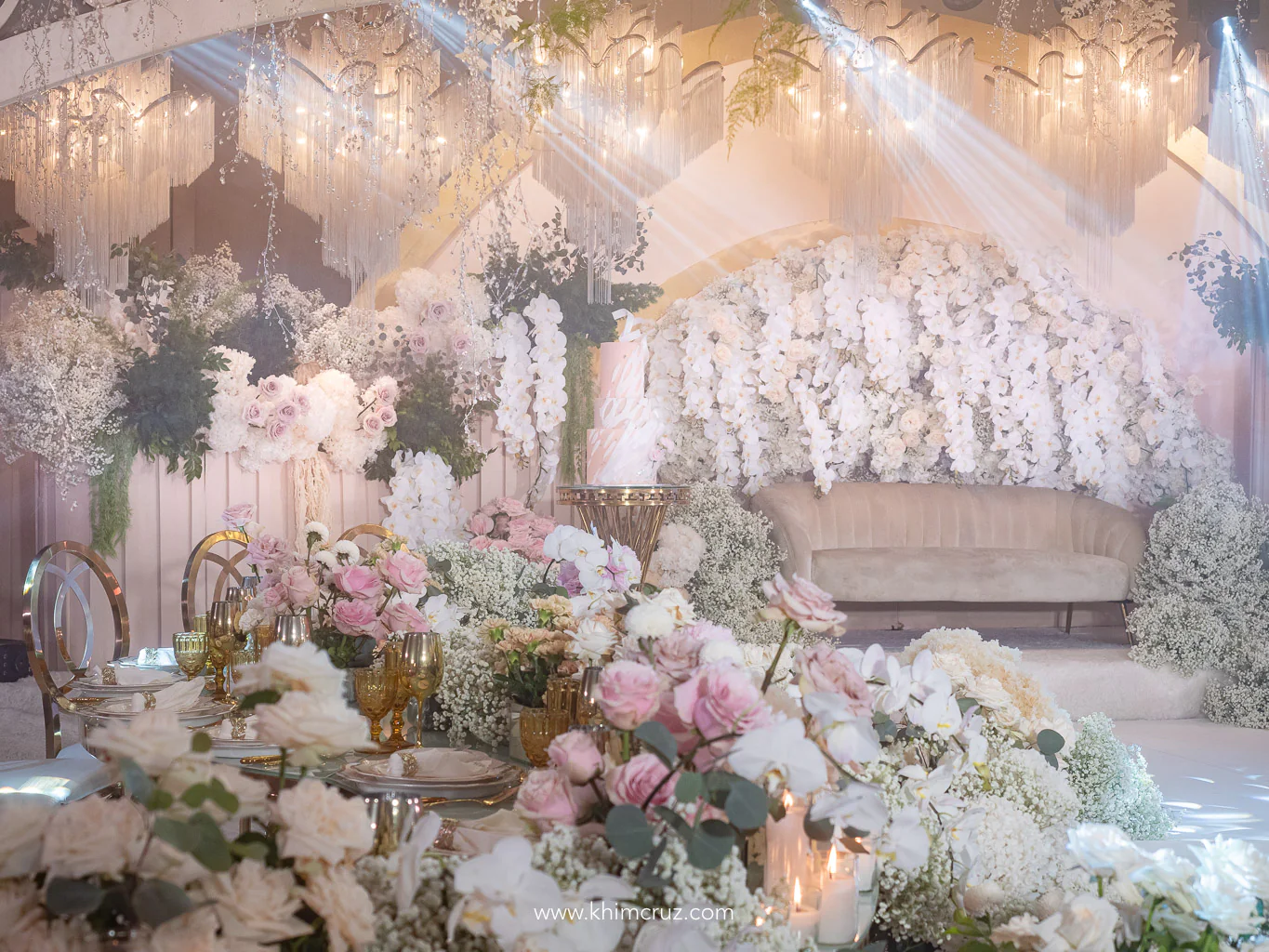 garden-inspired intimate wedding reception floral design works for a Nikah ceremony