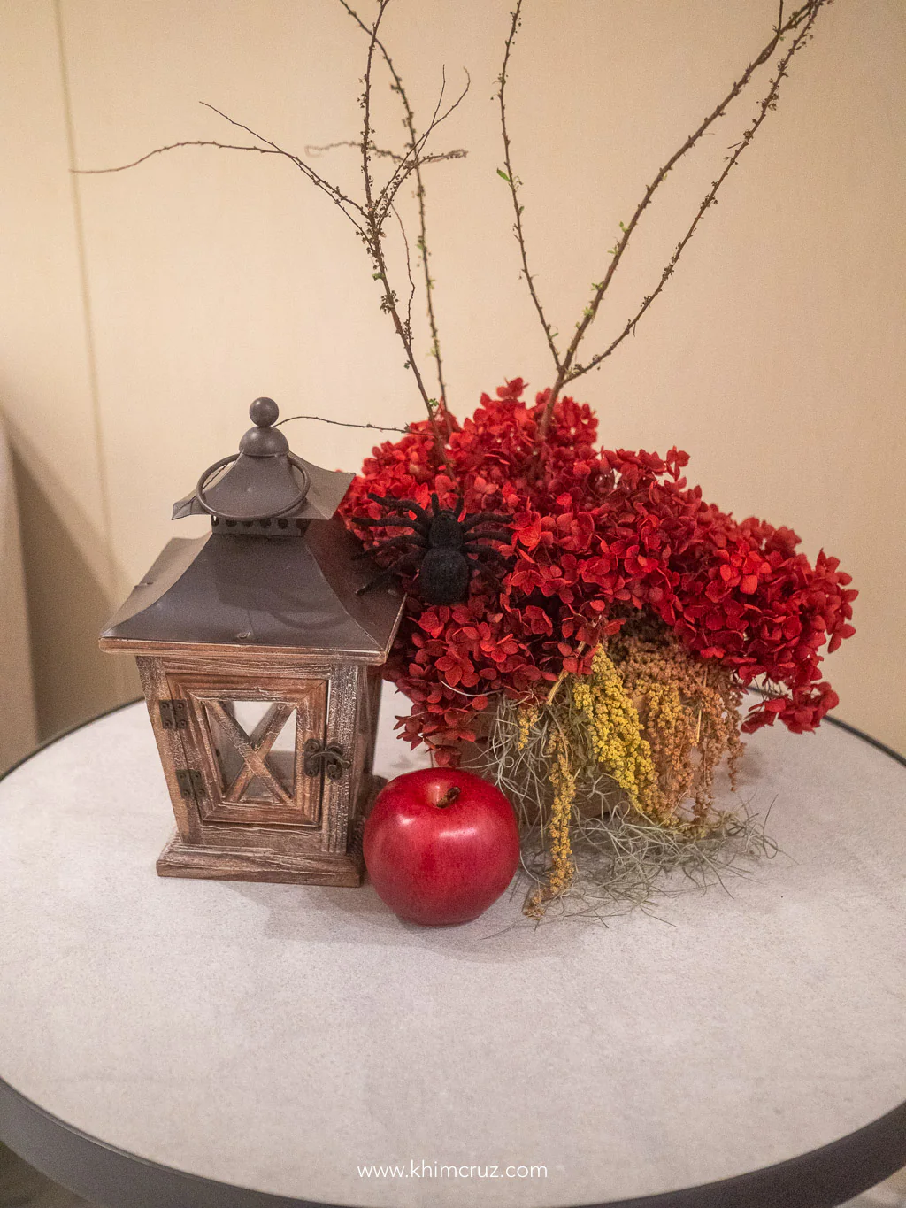 lounge table floral centerpiece for priore halloween event