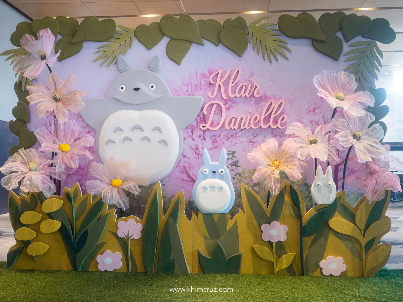 Photo backdrop on a Totoro-themed kid's birthday party