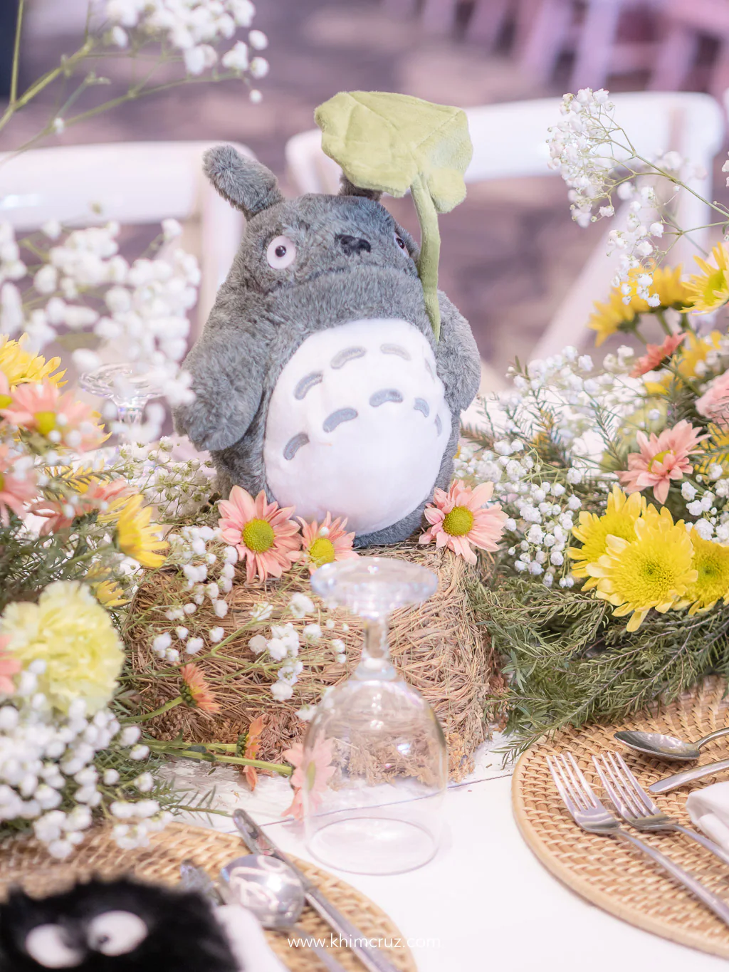Totoro table centerpiece with floral works on a Totoro-themed kid's birthday party