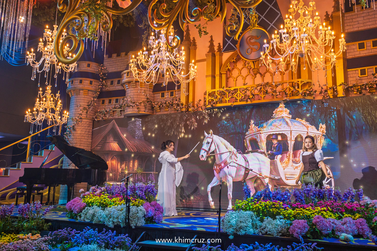 Cinderella interactive theatrical performances at a Disney princess-inspired celebration