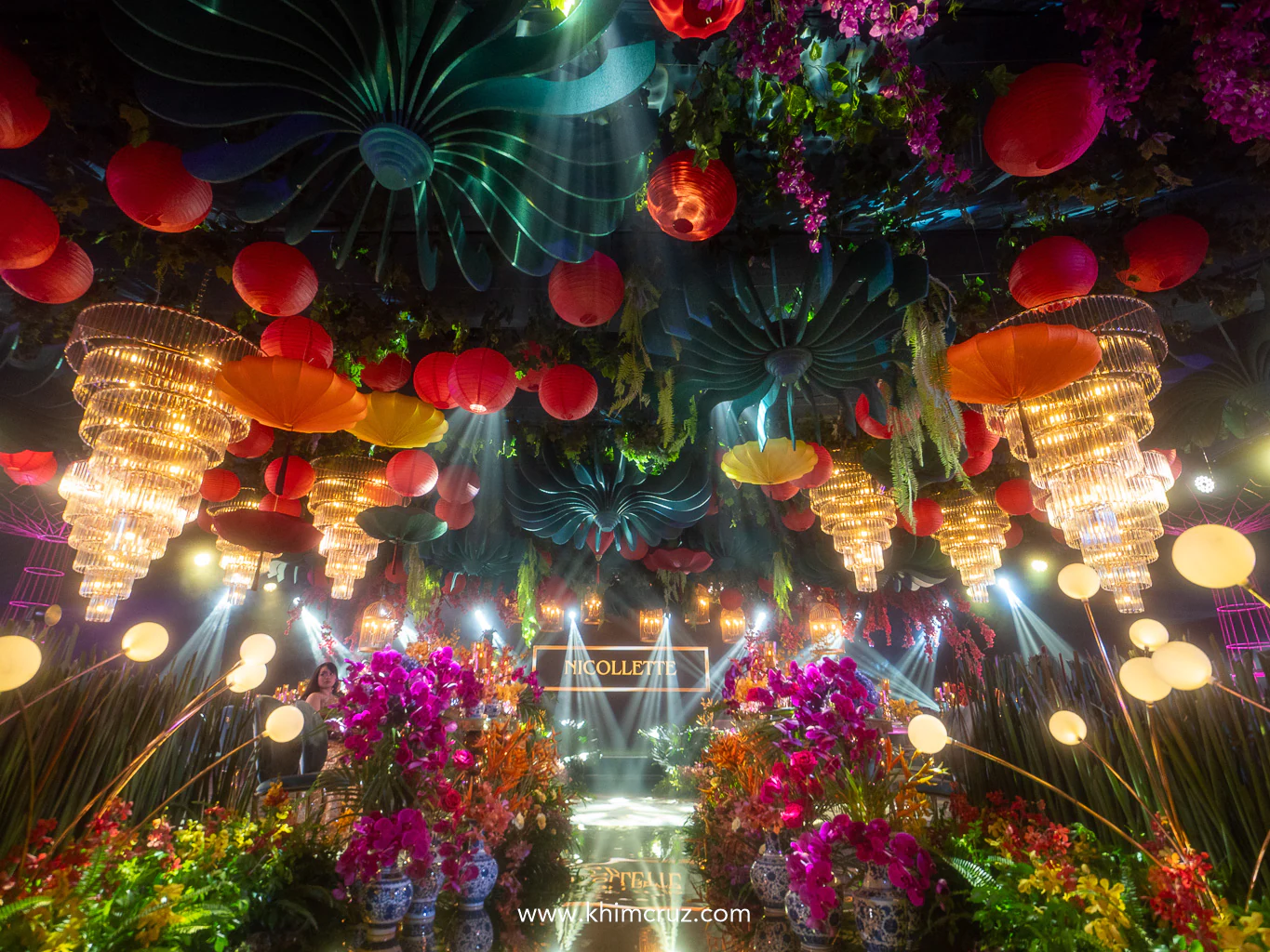 A floral canopy crowns the ballroom of this stunning Crazy Rich Asians-inspired debut