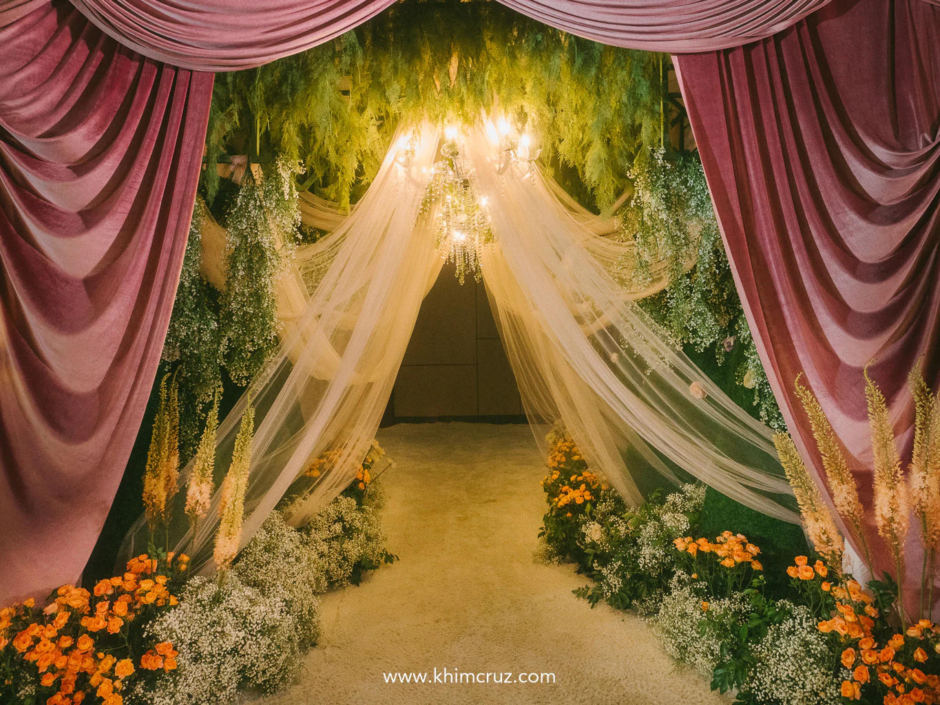 Draped in romance and dotted with florals, this wedding reception was Bill & Doreen’s vintage dream