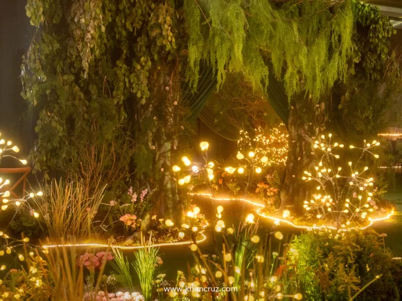 Every thread shimmered at Diego & Syme’s “Willow”-inspired wedding reception