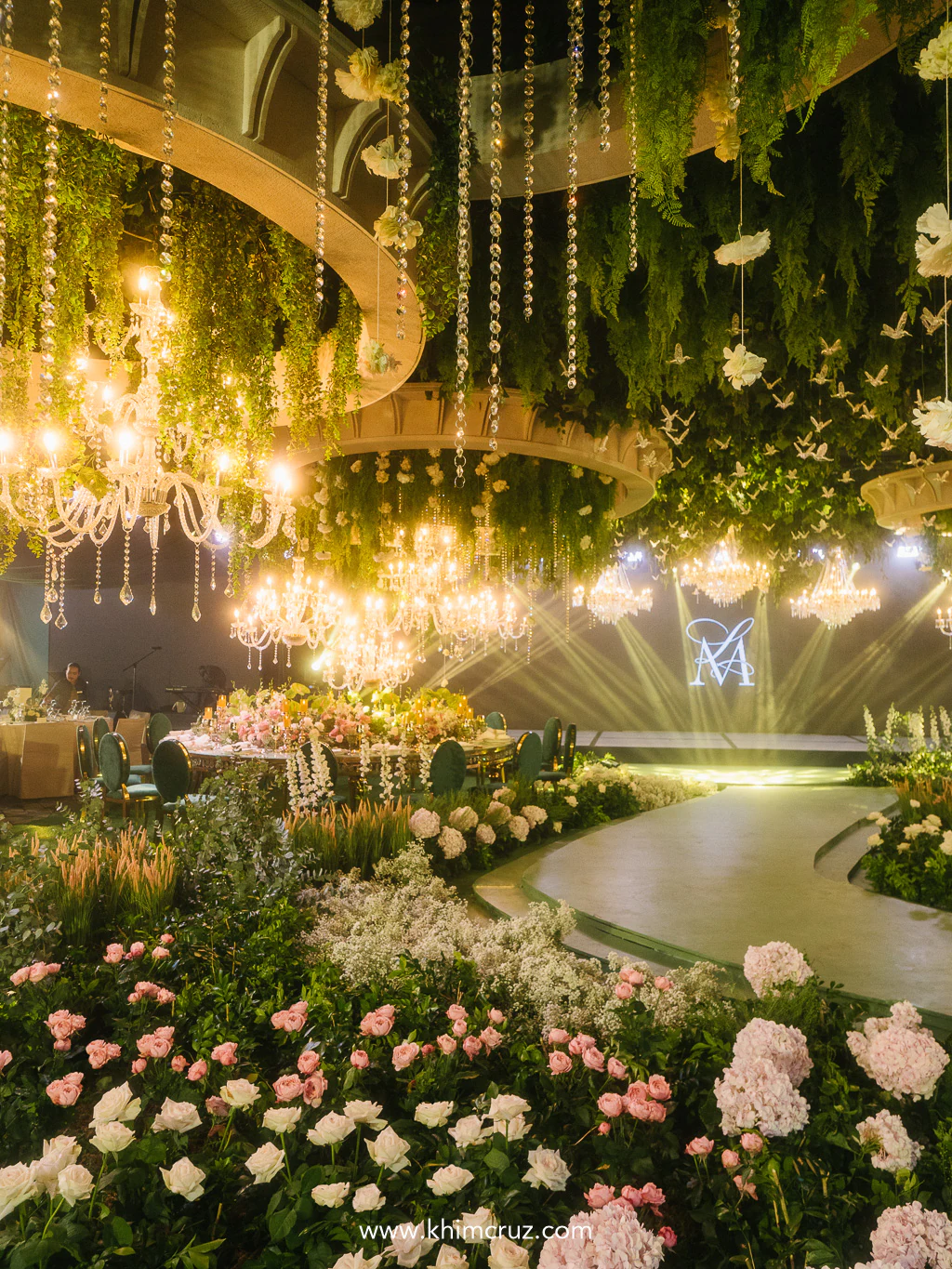 a wedding reception where time stands still and nature tells their love story