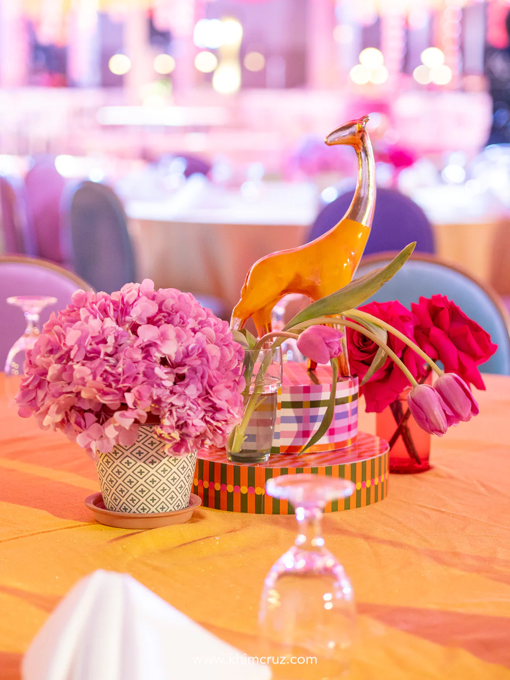 coachella-kids-party-centerpiece-giraffe-hydrangea-tulips-khim-cruz-davao