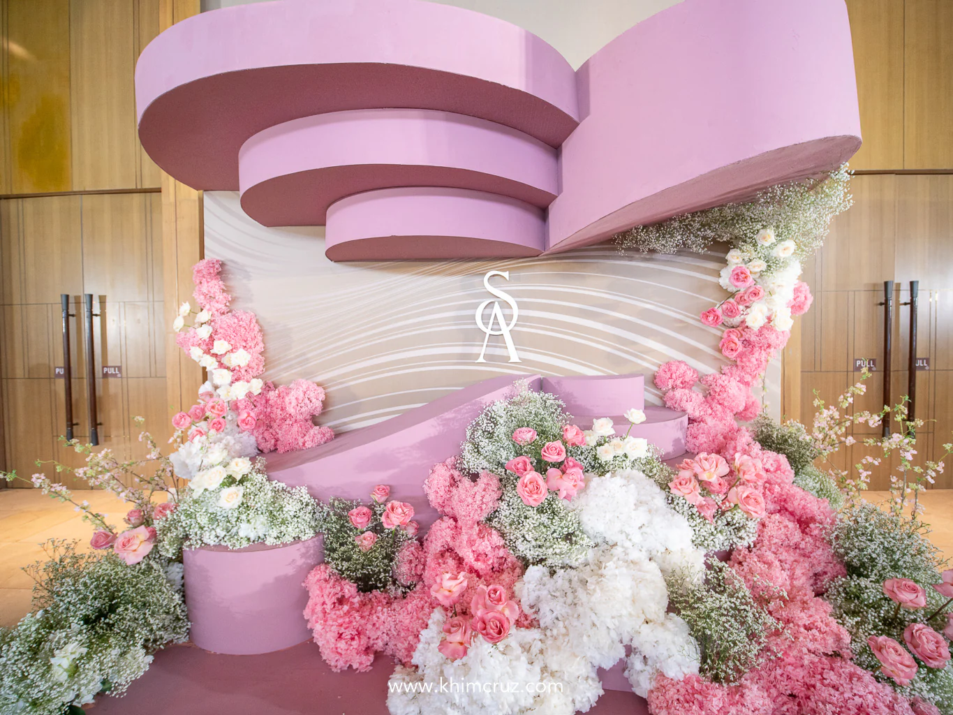 old-rose-white-floral-wedding-backdrop-sculptural-khim-cruz-davao