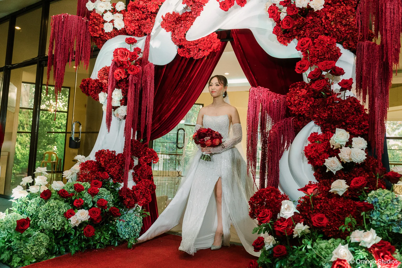 red-rose-floral-arch-backdrop-bride-wave-sculpture-khim-cruz-wedding-ceremony