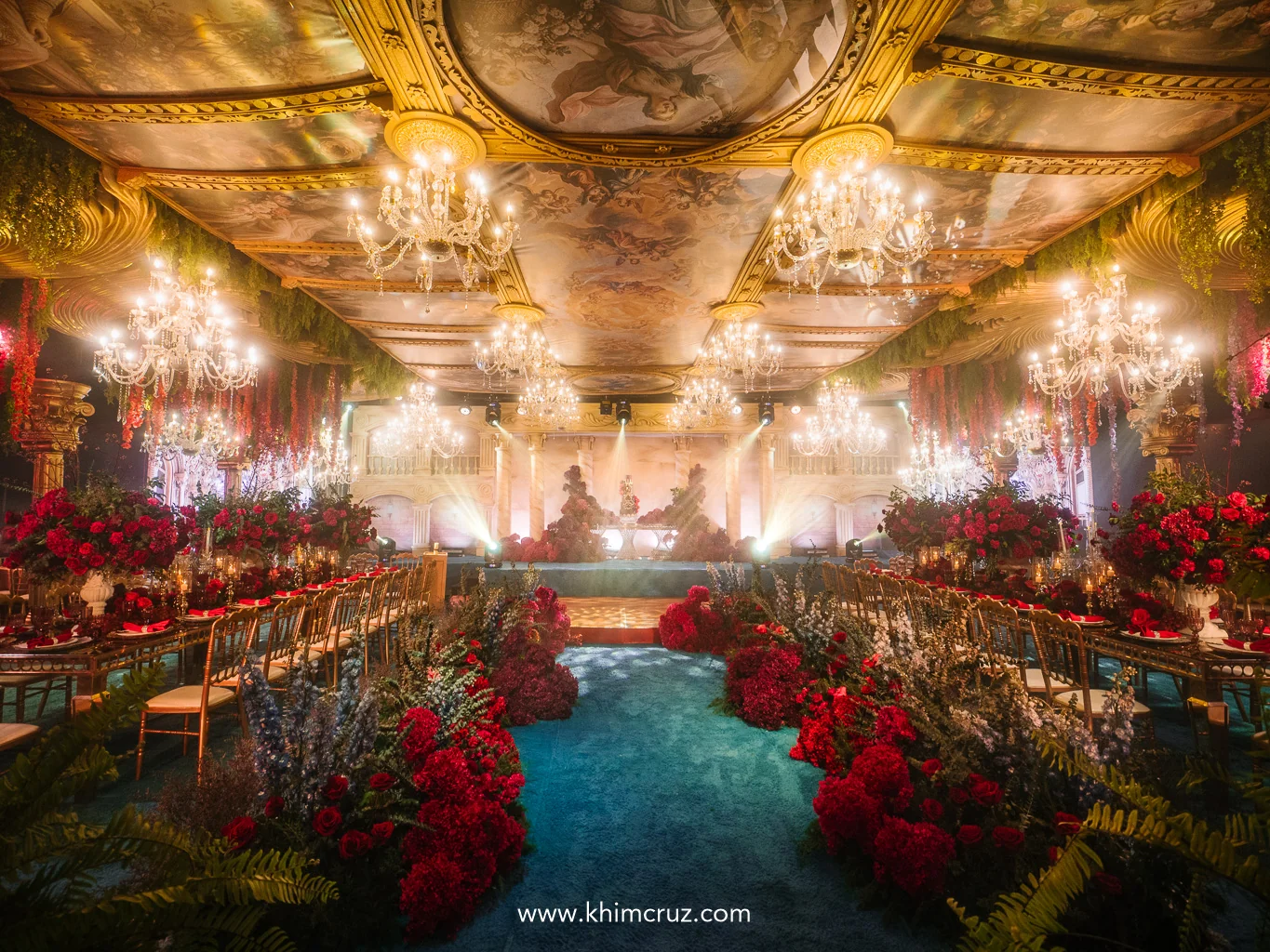 renaissance-debut-ballroom-red-floral-walkway-painted-ceiling-chandeliers-khim