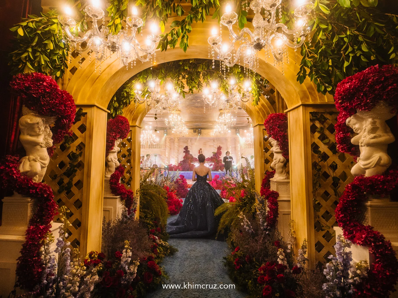renaissance-debut-english-garden-arch-walkway-red-florals-khim-cruz-davao
