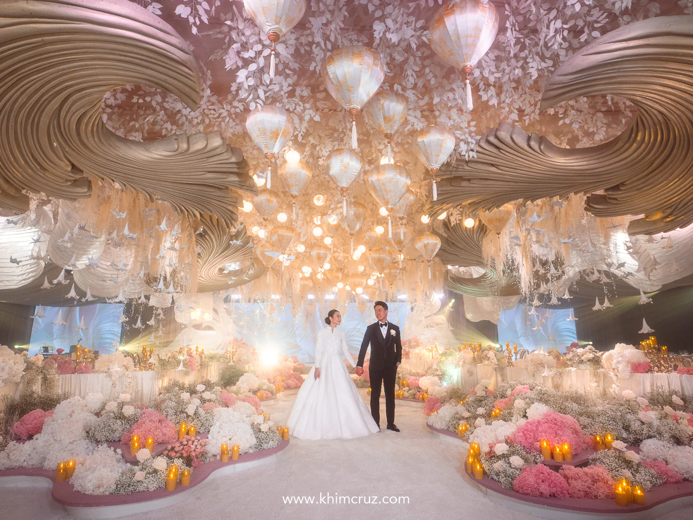 white-old-rose-oriental-lantern-ceiling-wedding-reception-khim-cruz-davao