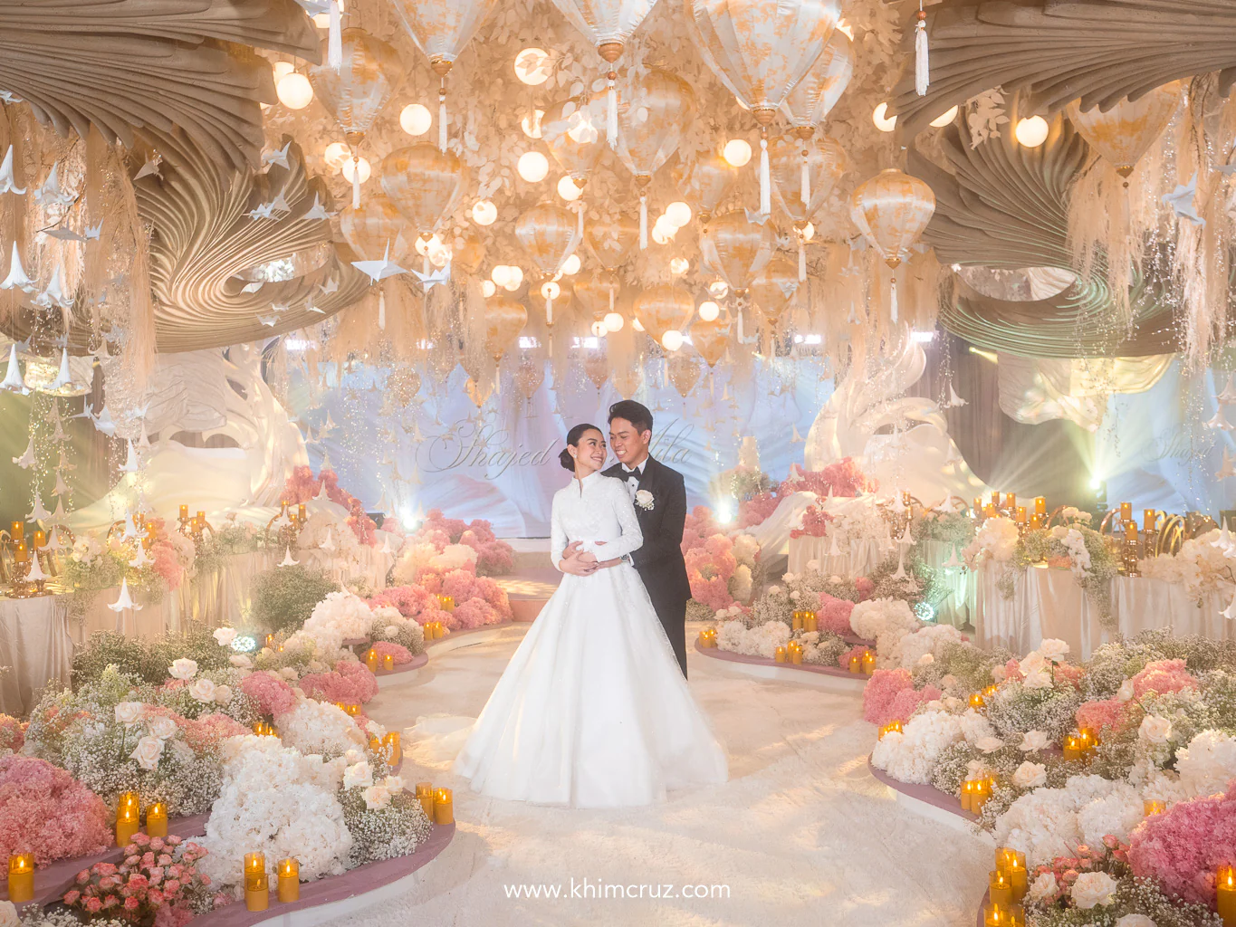 white-old-rose-oriental-wedding-reception-ceiling-lanterns-khim-cruz-davao
