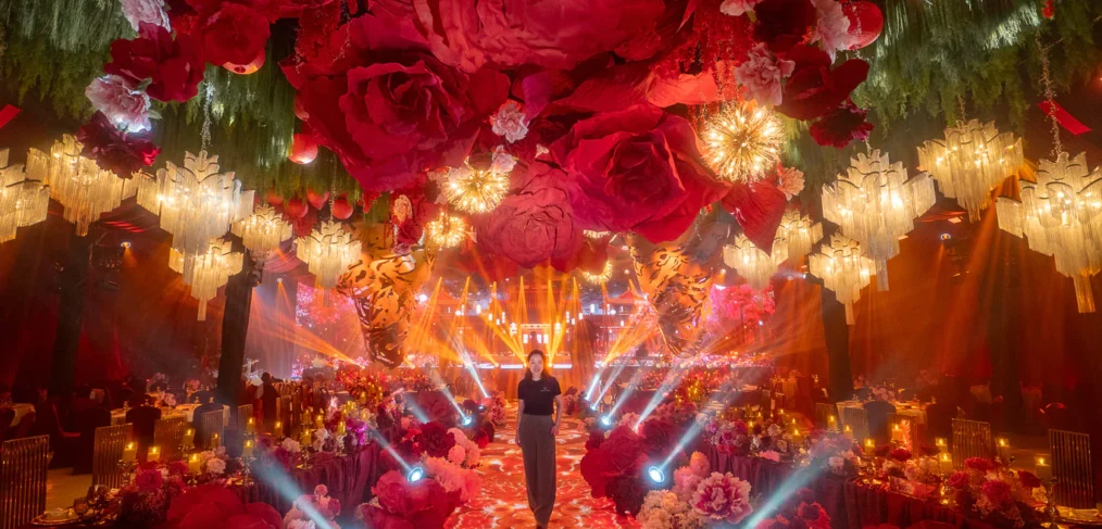 oriental-wedding-oversized-red-floral-ceiling-installation-khim-cruz-davao