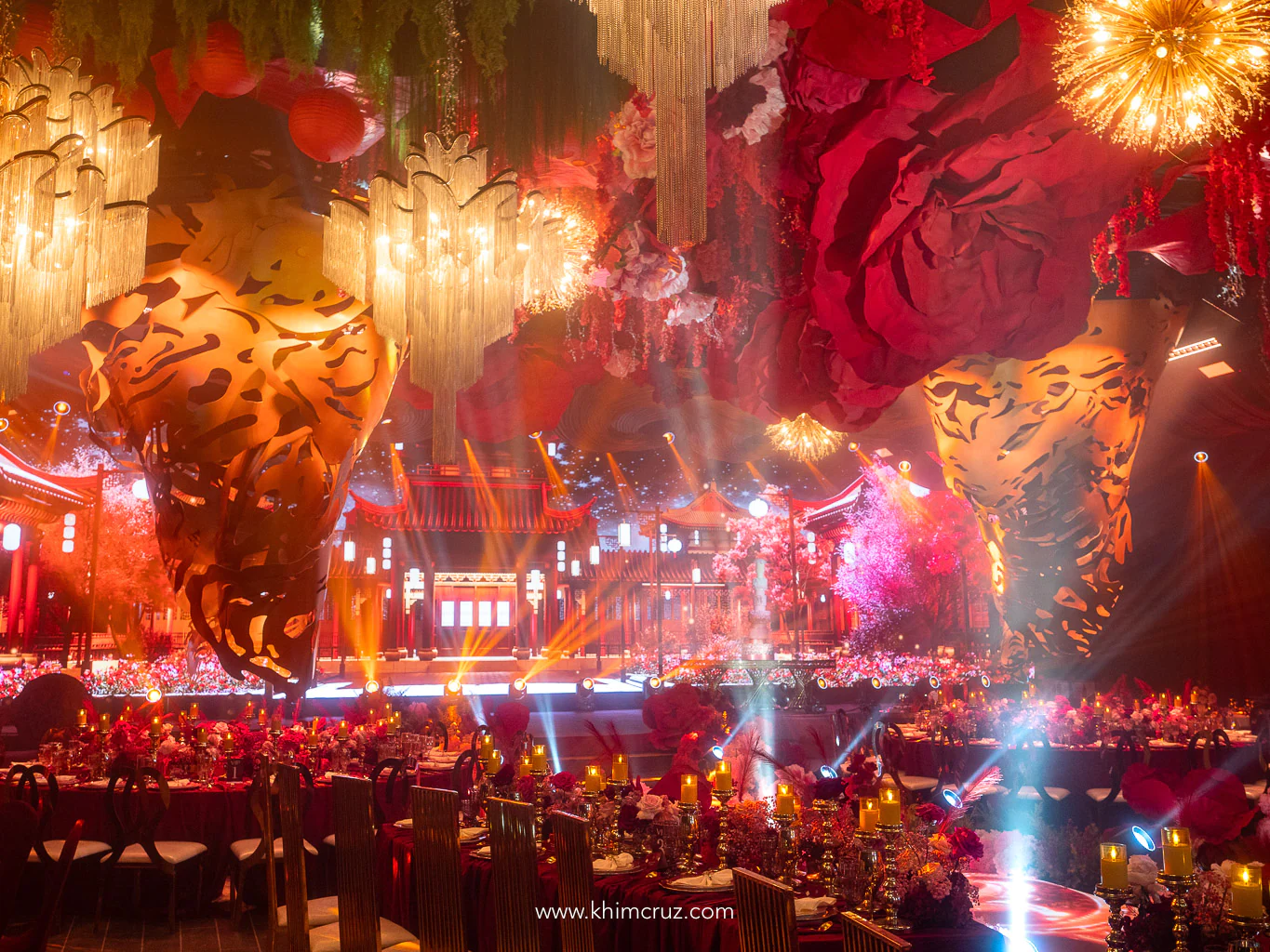 oriental-wedding-reception-giant-conical-installations-oversized-florals