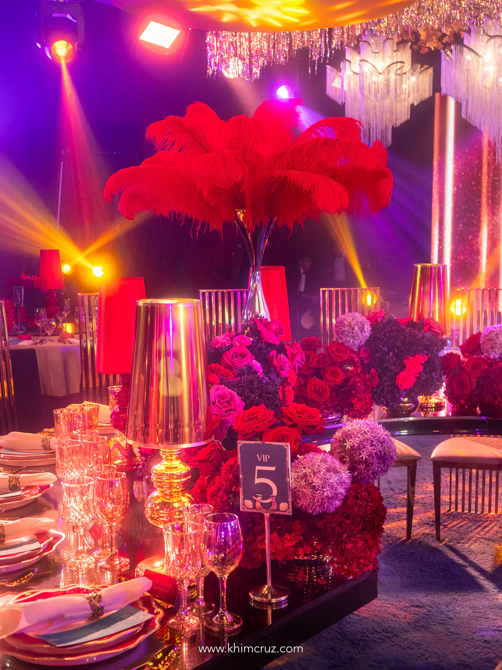 red-ostrich-feather-centerpiece-art-deco-50th-birthday-table-khim-cruz-davao